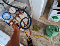 Bơm gas tủ lạnh bao nhi&ecirc;u tiền? C&aacute;ch ph&aacute;t hiện tủ lạnh thiếu hoặc hết gas