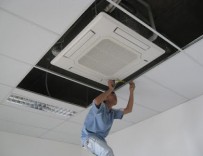 C&aacute;ch vệ sinh điều h&ograve;a &acirc;m trần tại nh&agrave; dễ d&agrave;ng