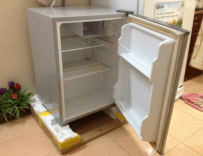SỬA TỦ LẠNH MINI BỊ THỦNG D&Agrave;N